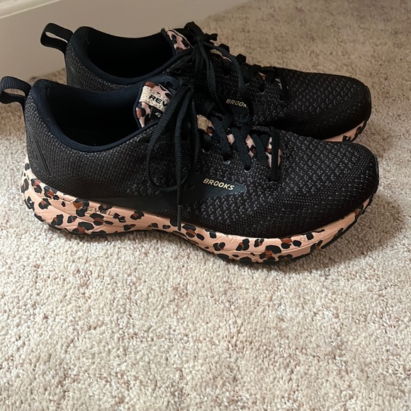Brooks Shoes - Brooks revel running shoe 7 lowered FIRM
